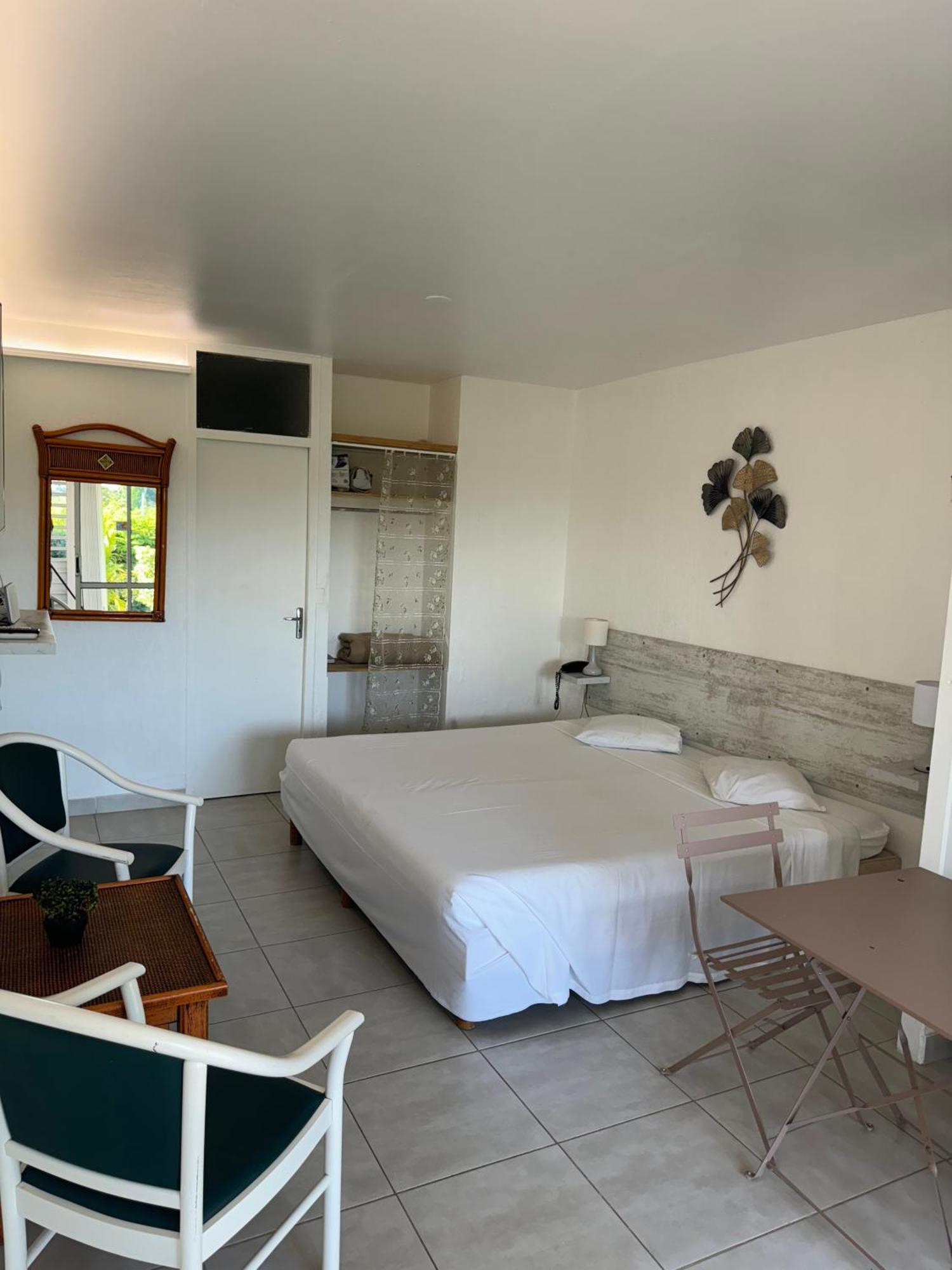 Appartement A La Marina Residence Hotel Village Soleil Le Gosier Le Gosier  Eksteriør billede